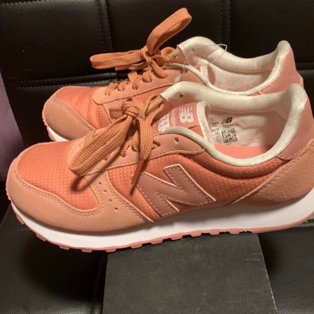 New Balance 311 Pink Rose Gold